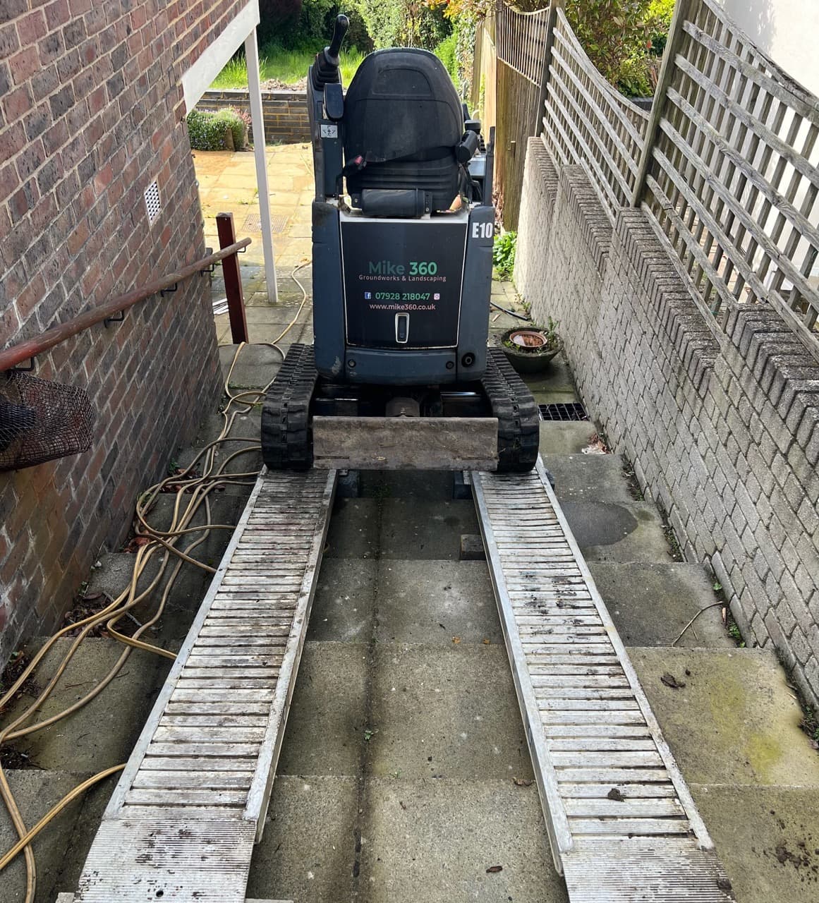 Mike 360 mini digger on site